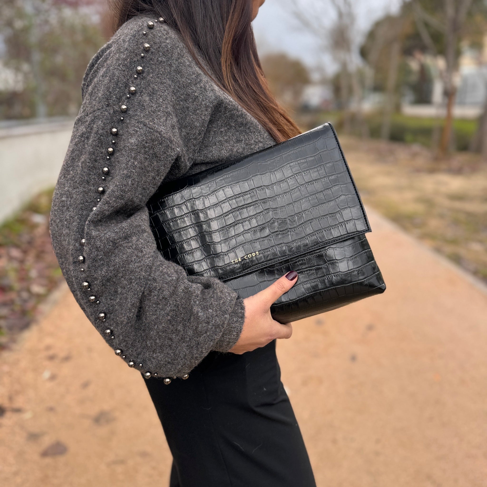 Qué llevar en el bolso: la guía definitiva para ir siempre preparada