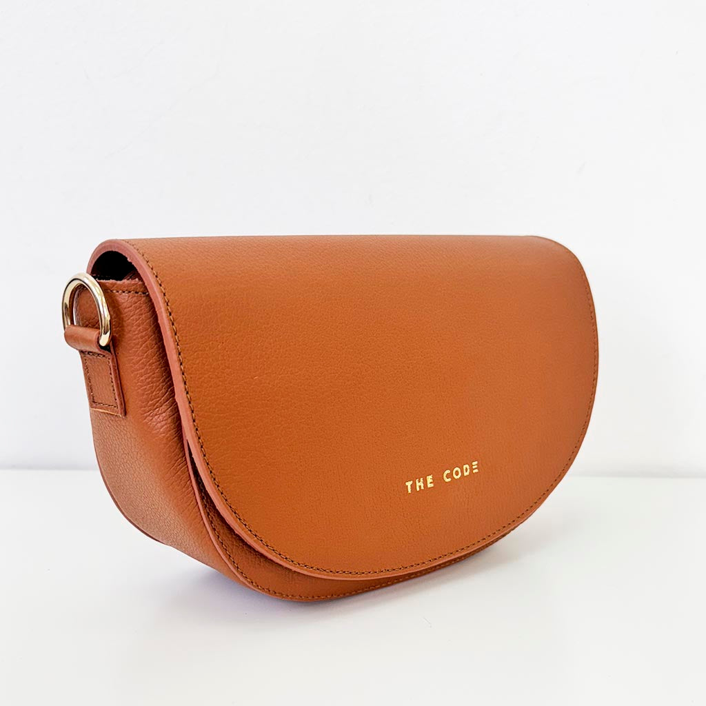 Camel alma leather bag