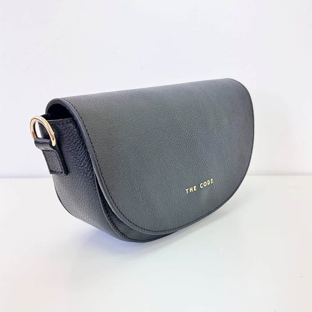Black alma leather bag