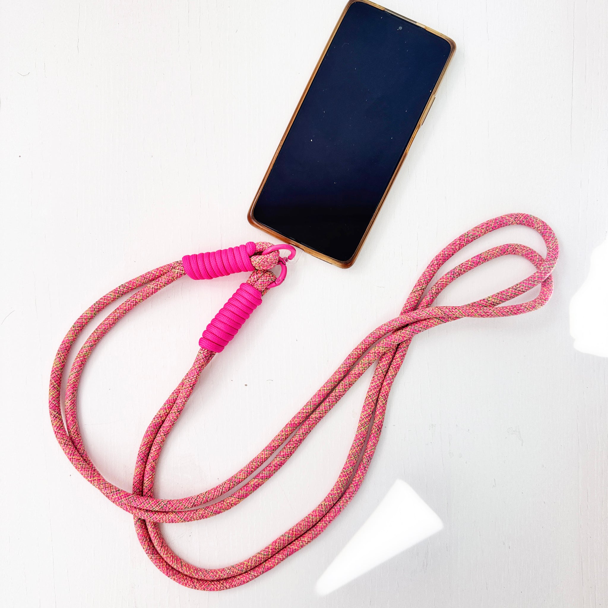 Colgador CAMPER fucsia