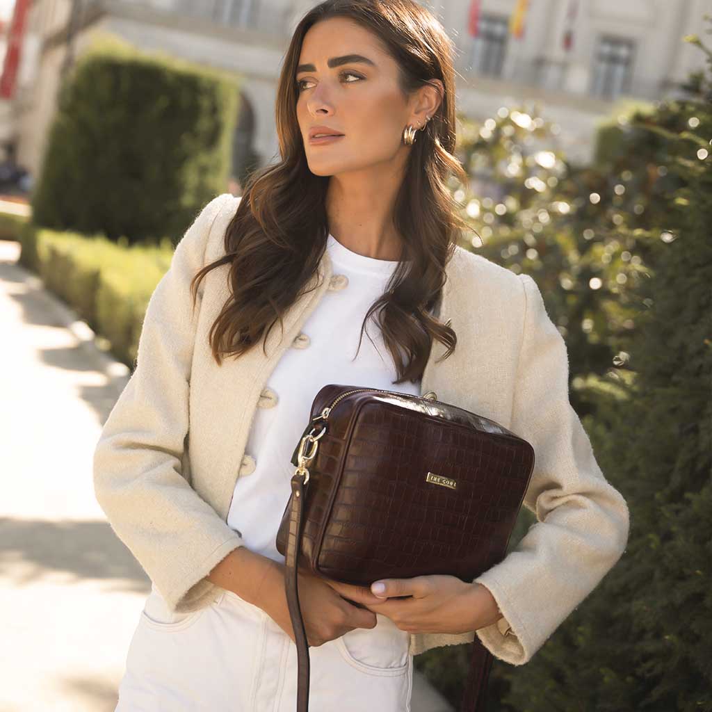 Carlota hazelnut shoulder bag