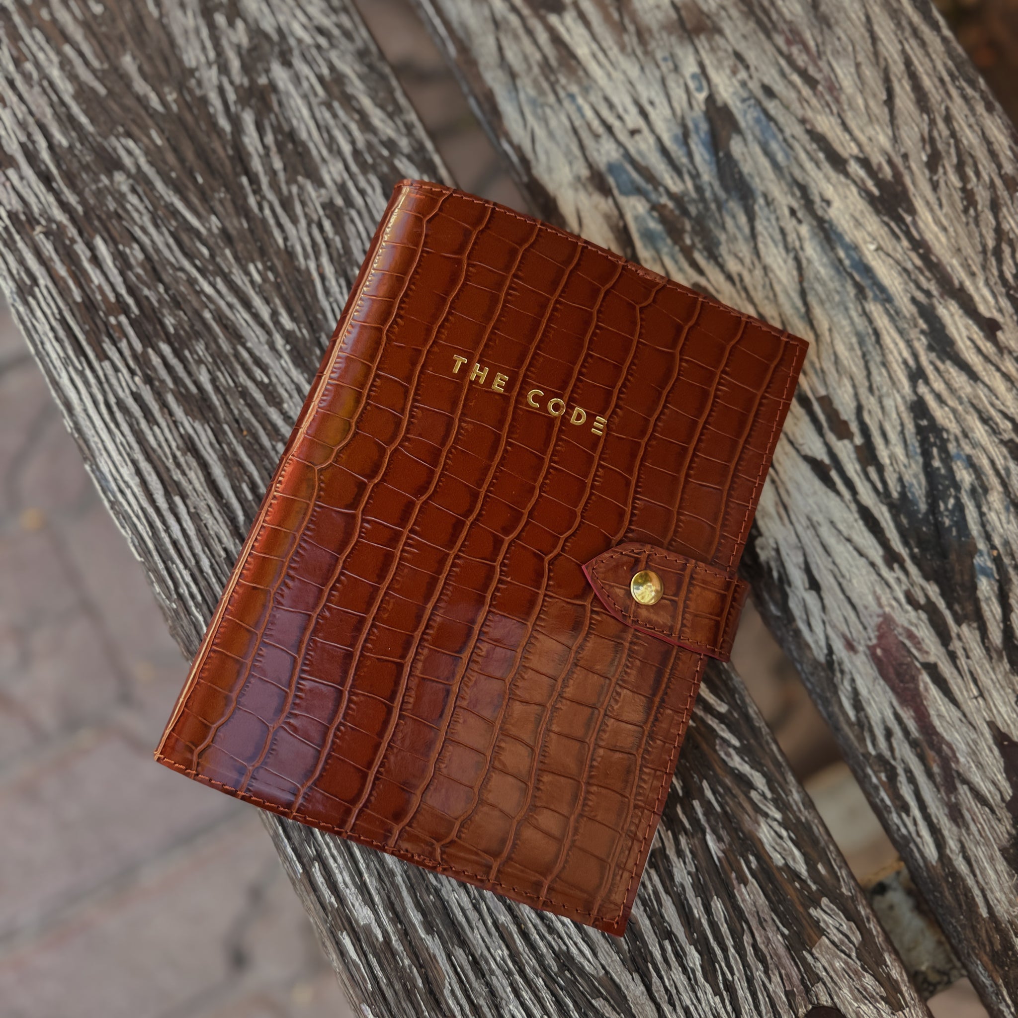 Agenda con funda de piel avellana