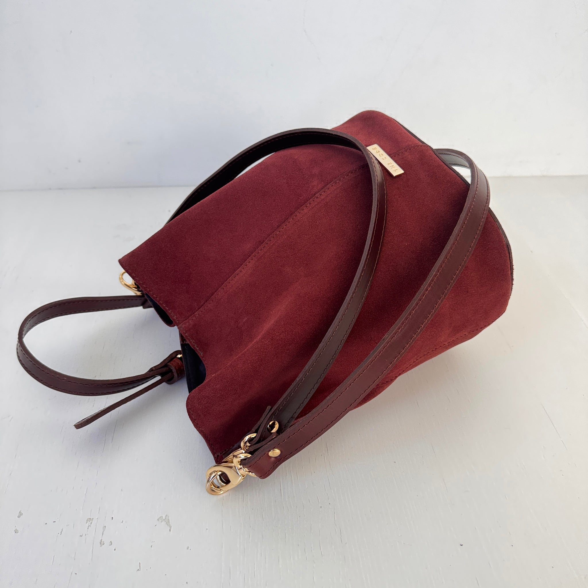 Bombonera Julieta serraje marrón pardo