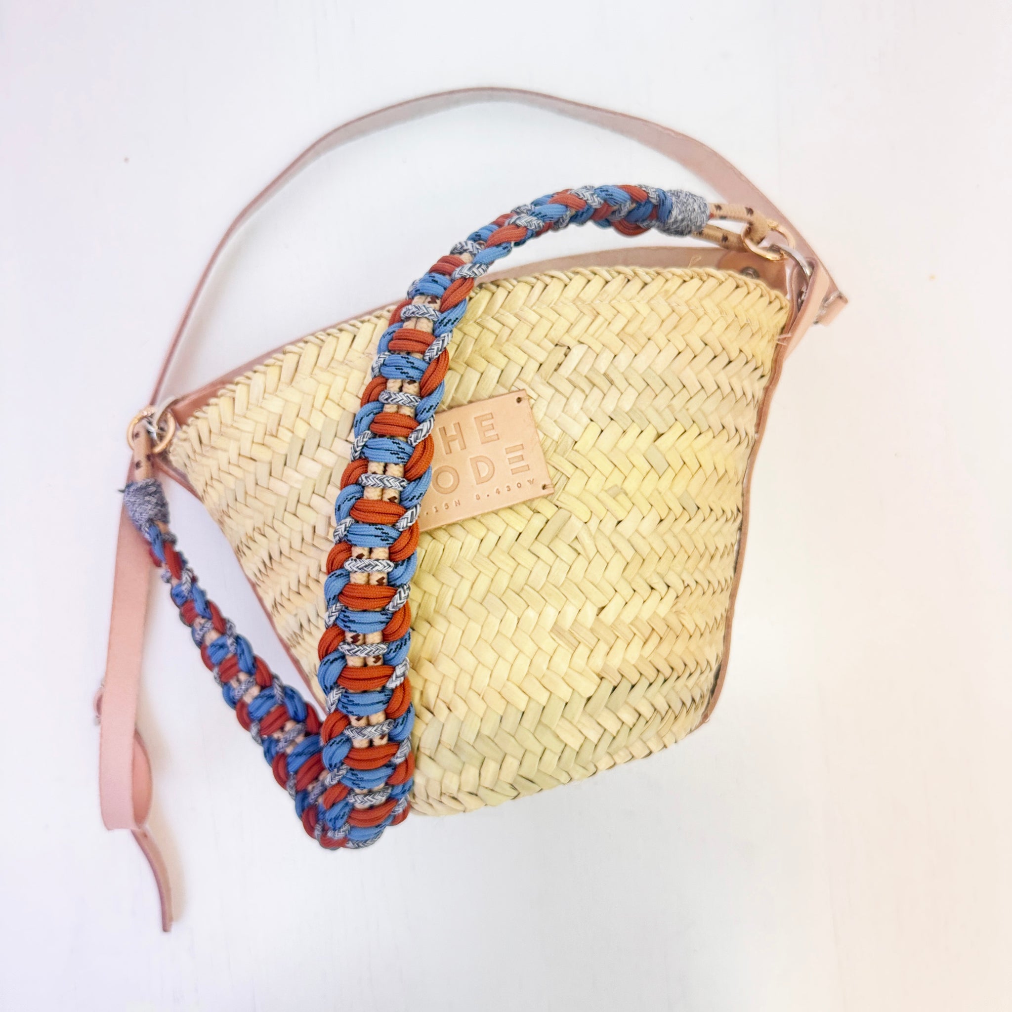 Asa nudos  marrones y azules