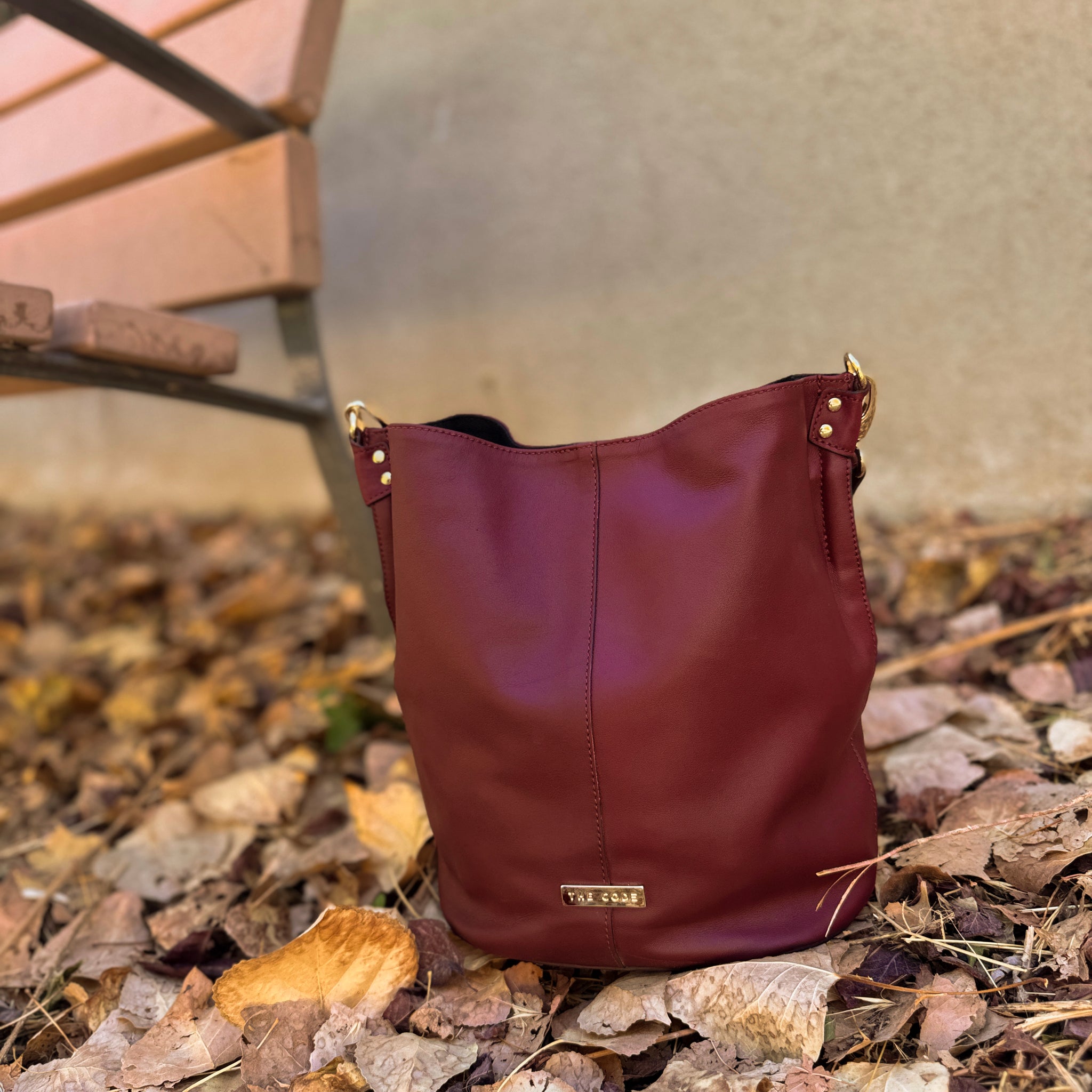 Julieta plain burgundy candy box