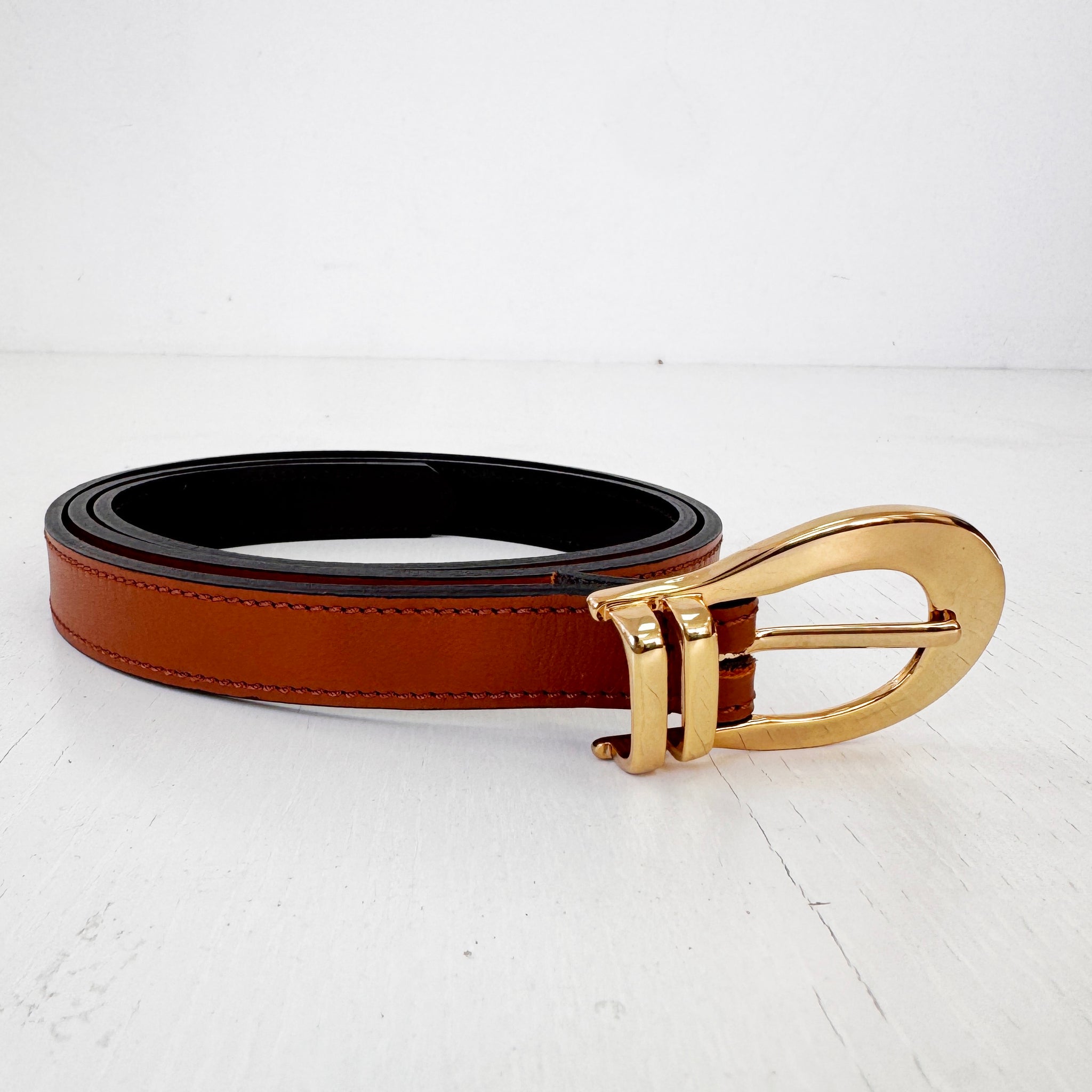 Cinturón Slim marrón cuero