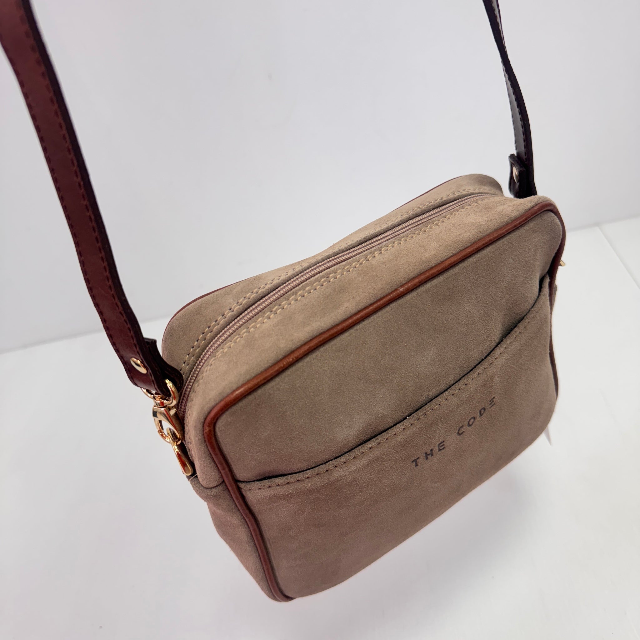 Bandolera Carlota serraje taupe