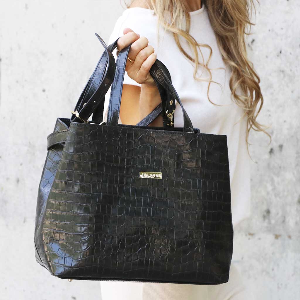 Shopper Patricia Black
