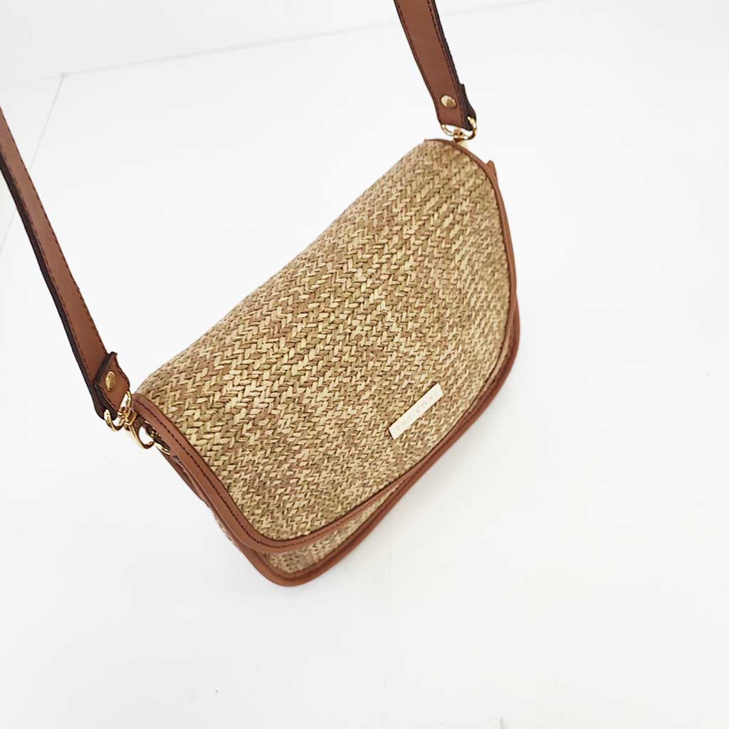 Casandra black shoulder bag
