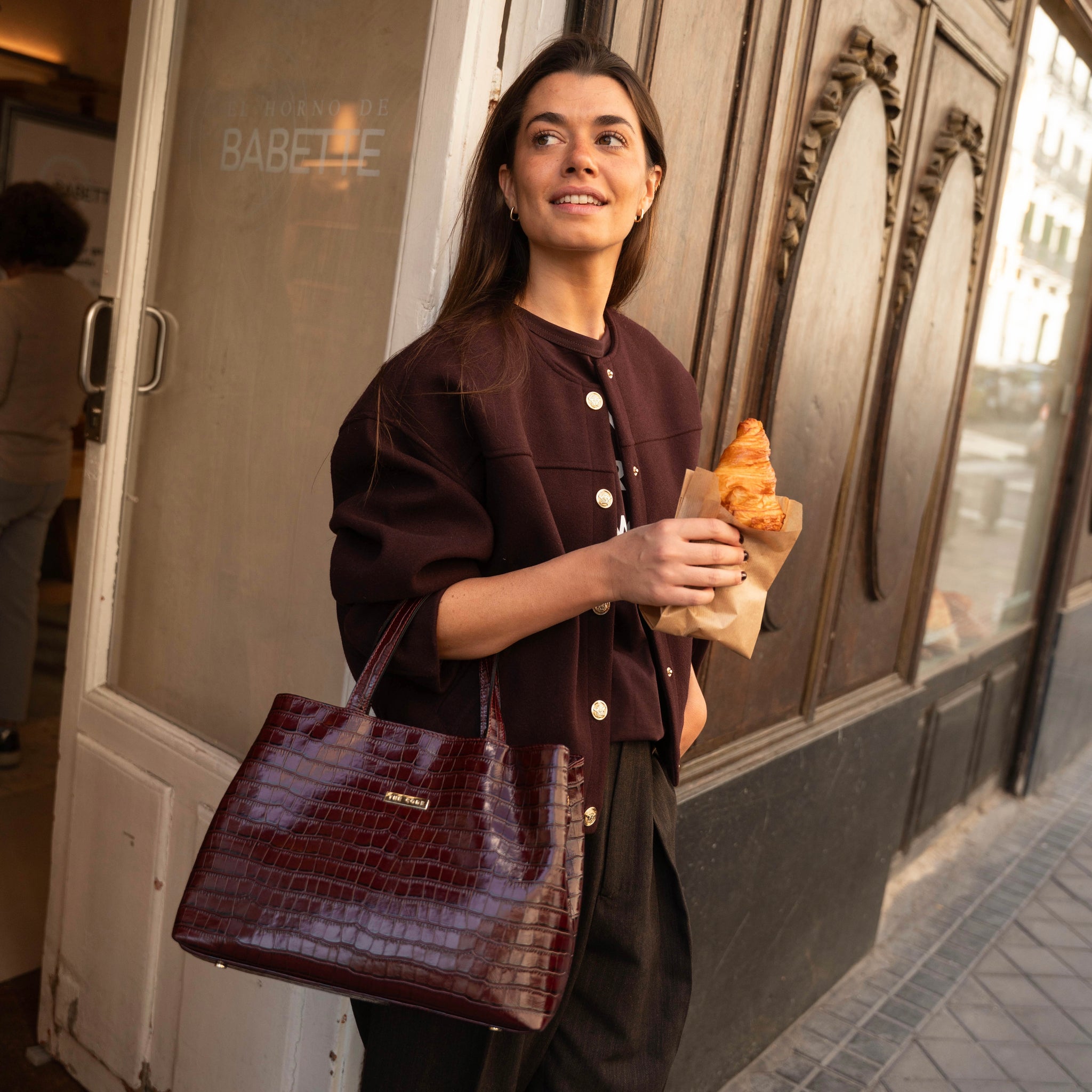 Shopper Patricia Burdeos