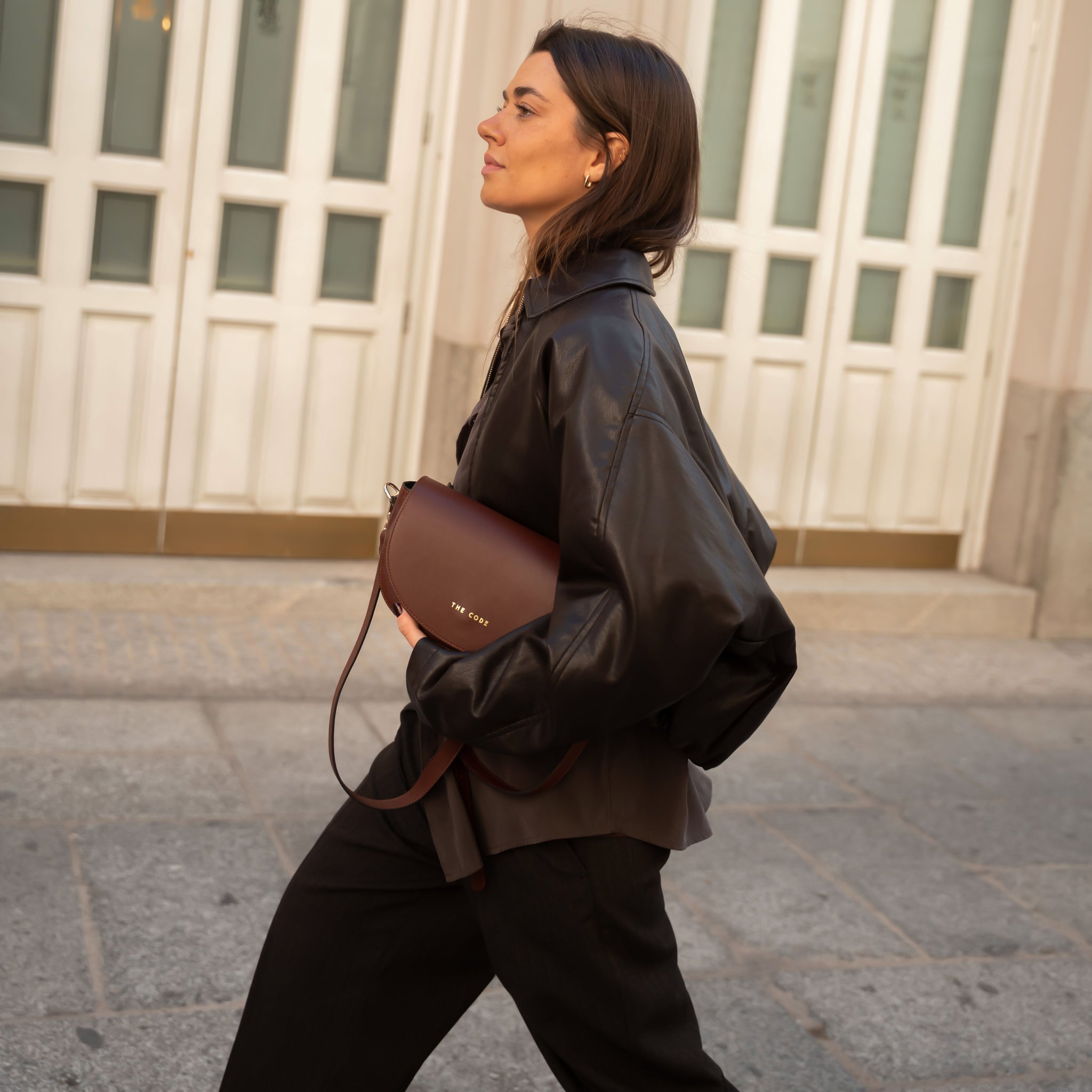 Bandolera ALMA brandy liso