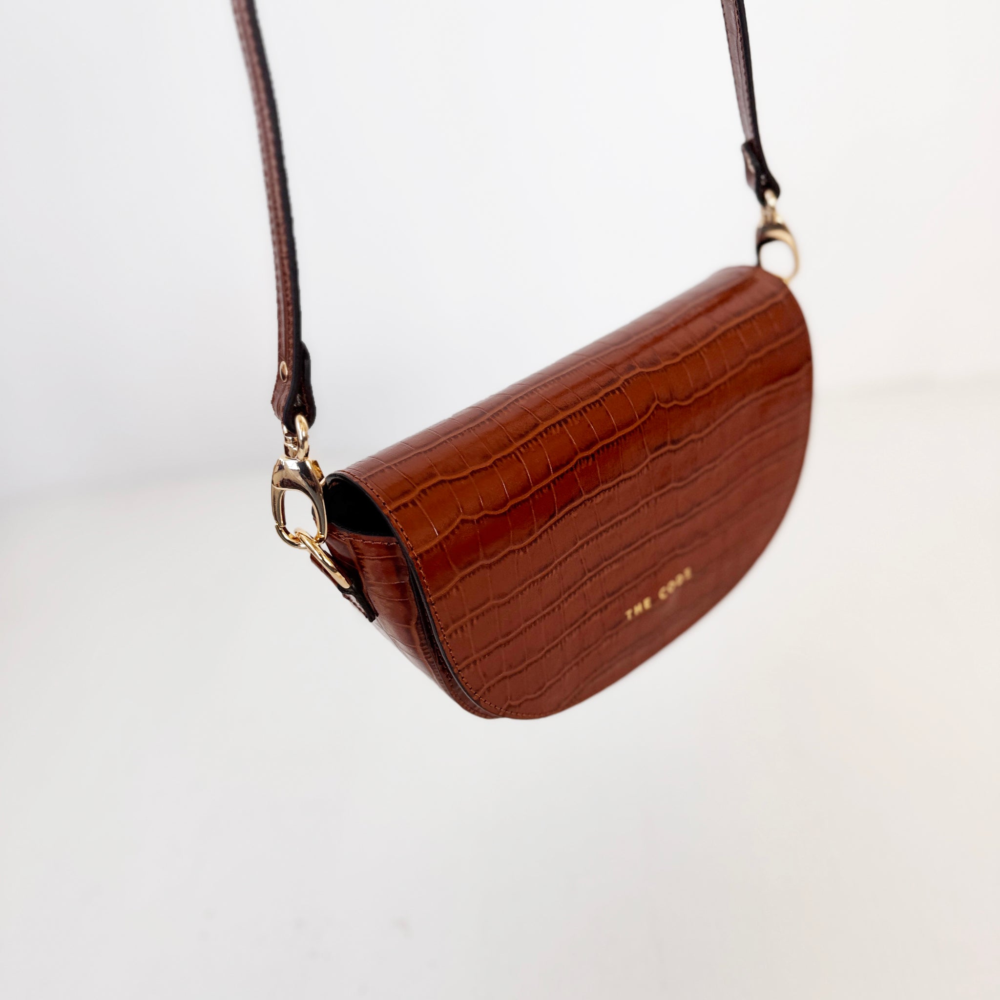 Alma crossbody bag in hazelnut brown