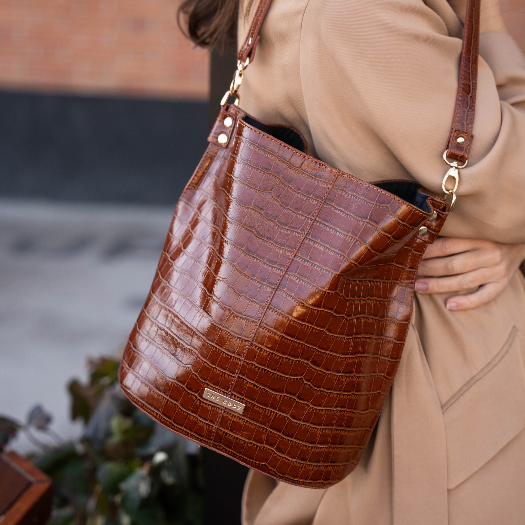 Brown coco print leather Julieta bucket