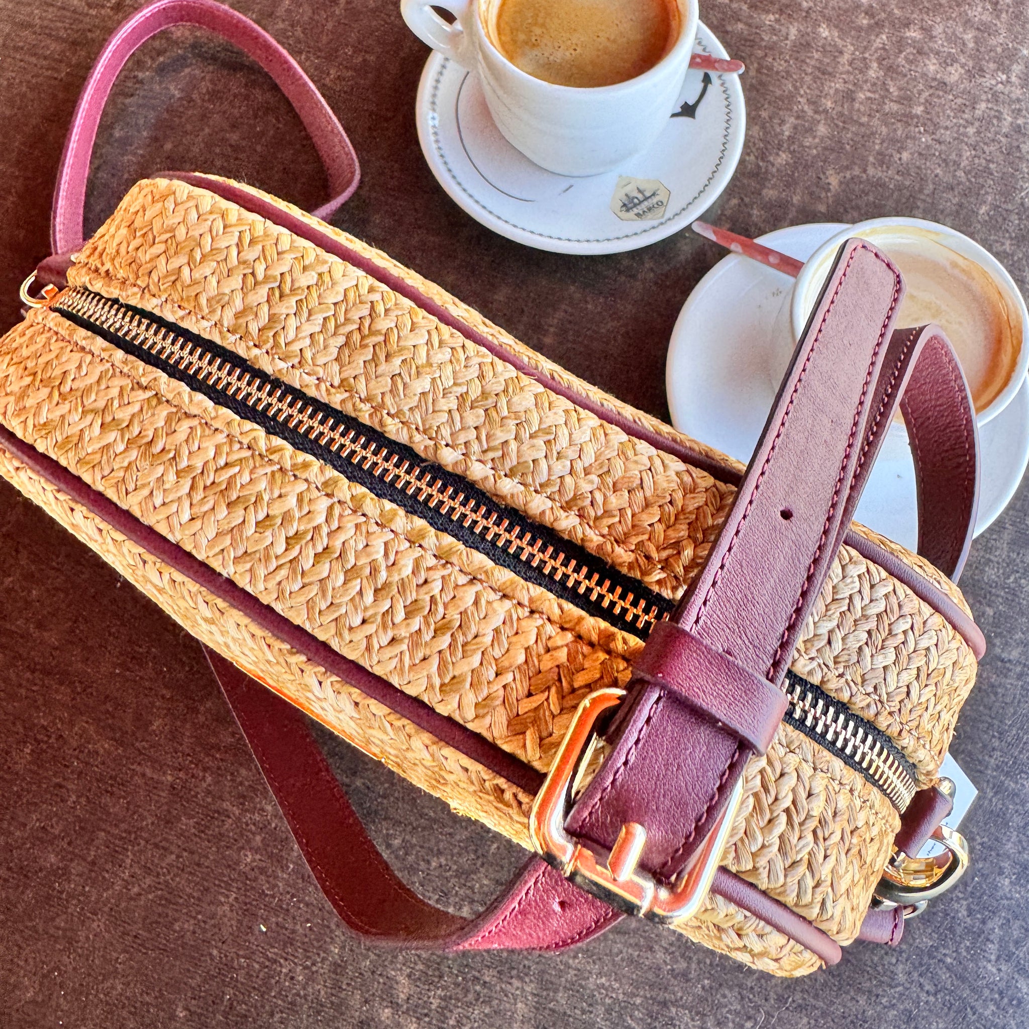 Bandolera Carlota Rafia burdeos