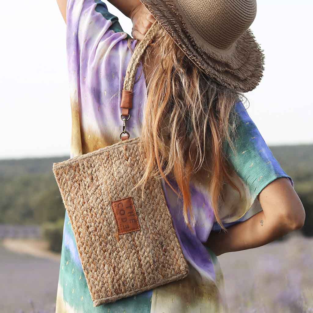Clutch Nature Cuero