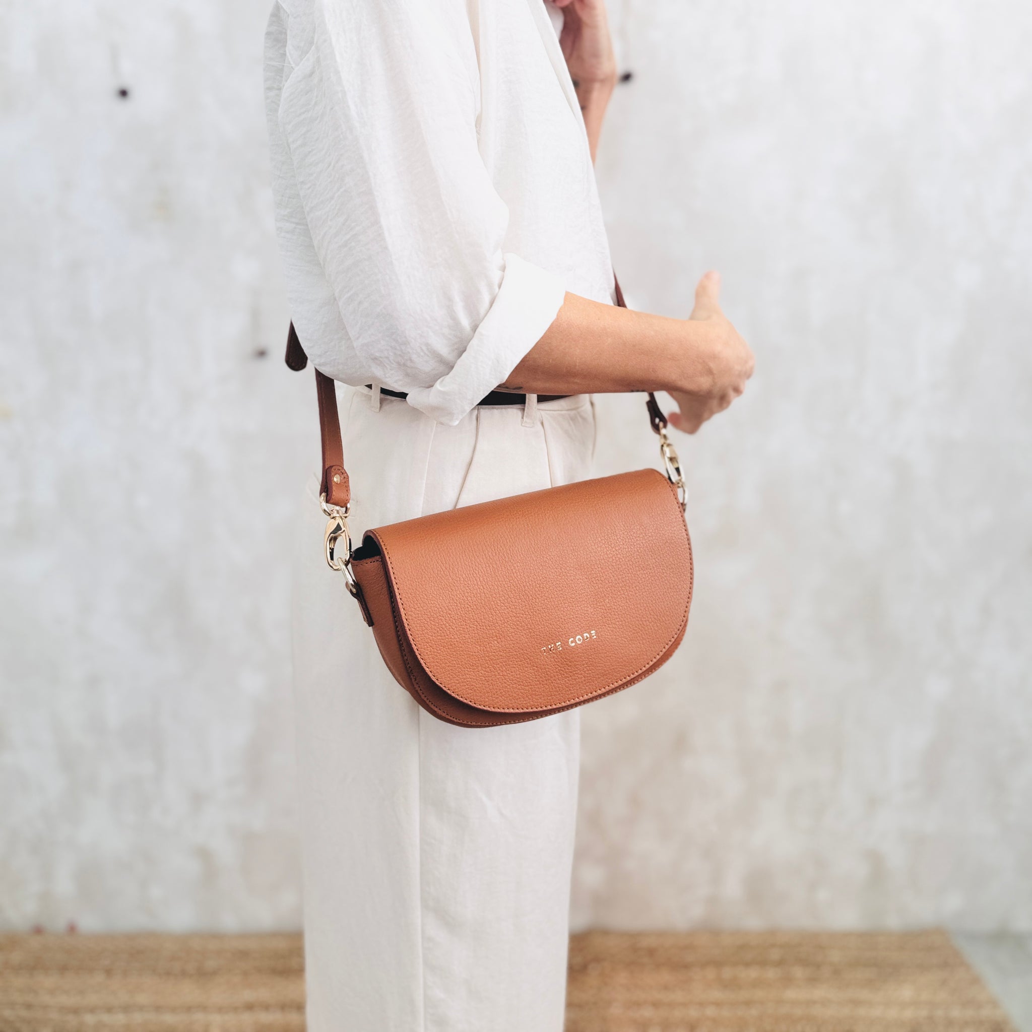 Bandolera ALMA camel liso