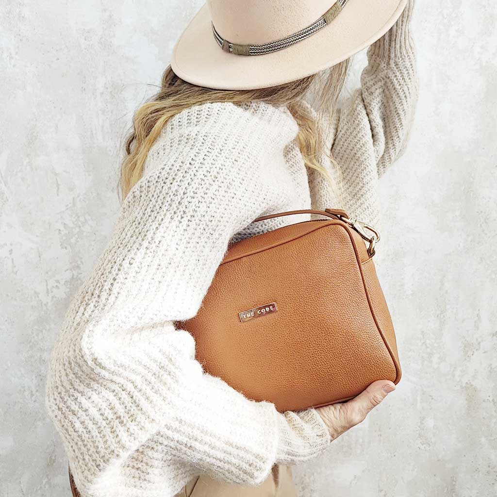 Charlotte camel liso