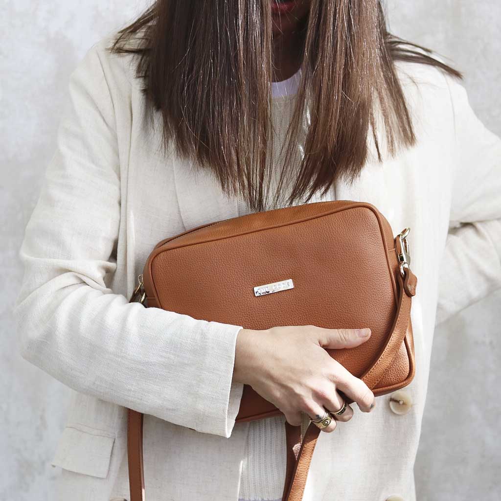 Charlotte camel liso