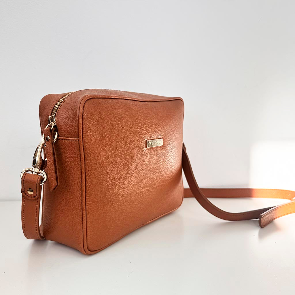 Charlotte camel liso