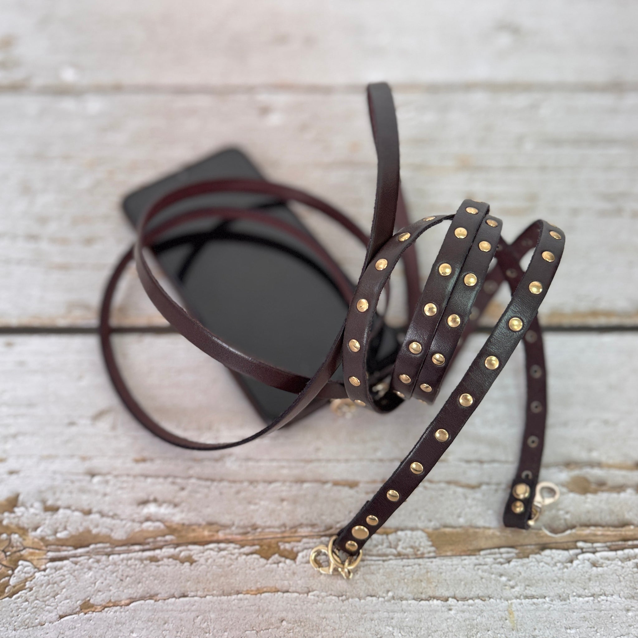 Chocolate studded mobile hanger