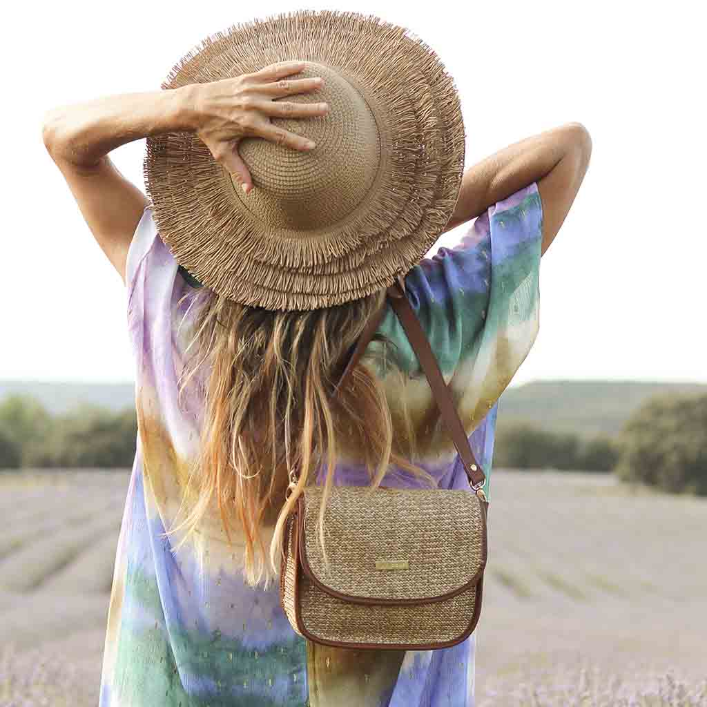 Casandra black shoulder bag