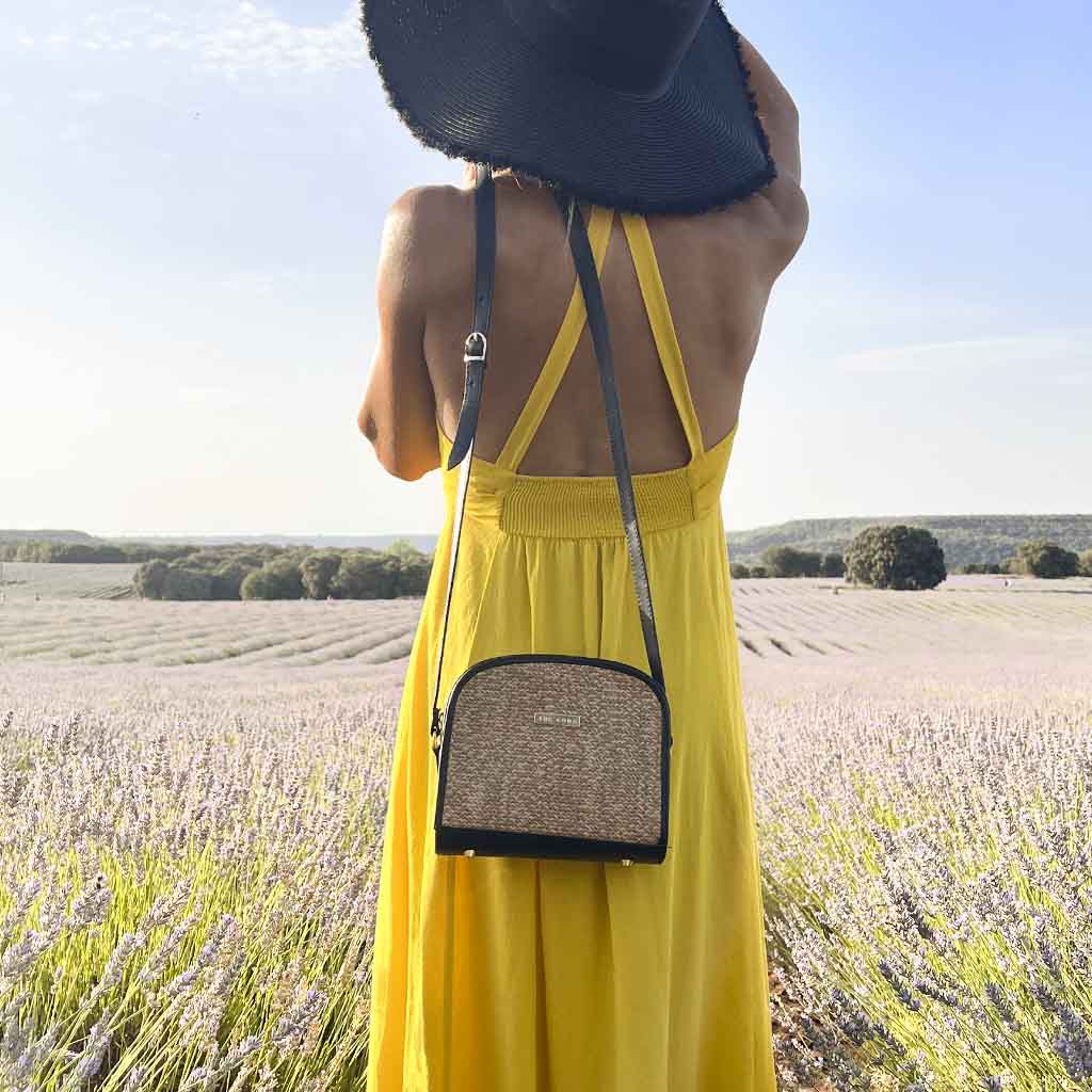 Casandra NATURE rafia y negro