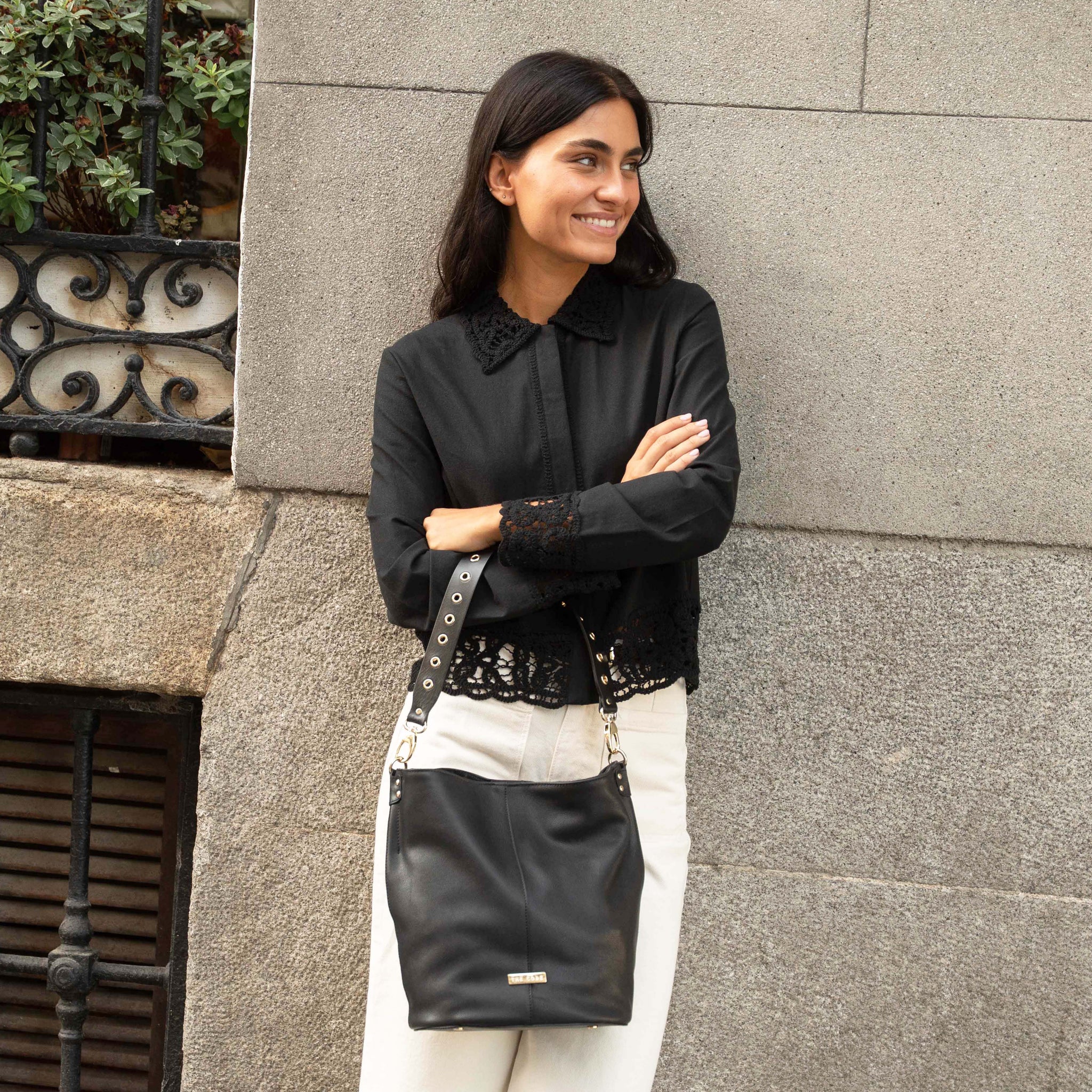 Julieta Rock black candy box