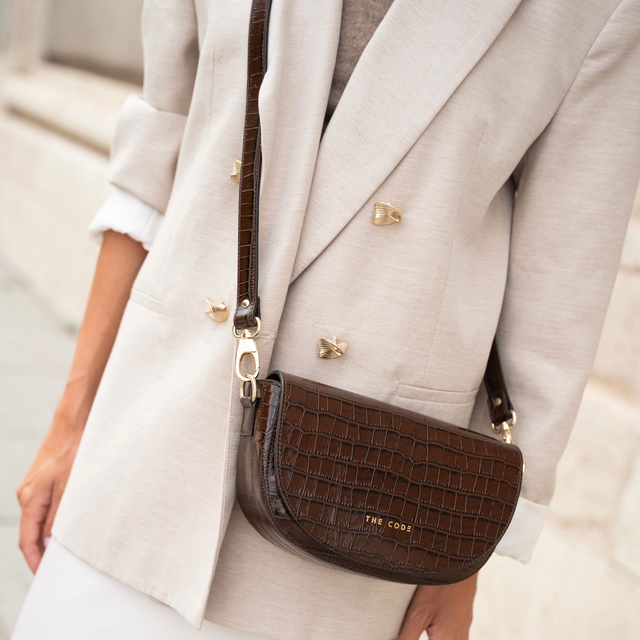 Bandolera Alma marrón chocolate The Code - Main Image