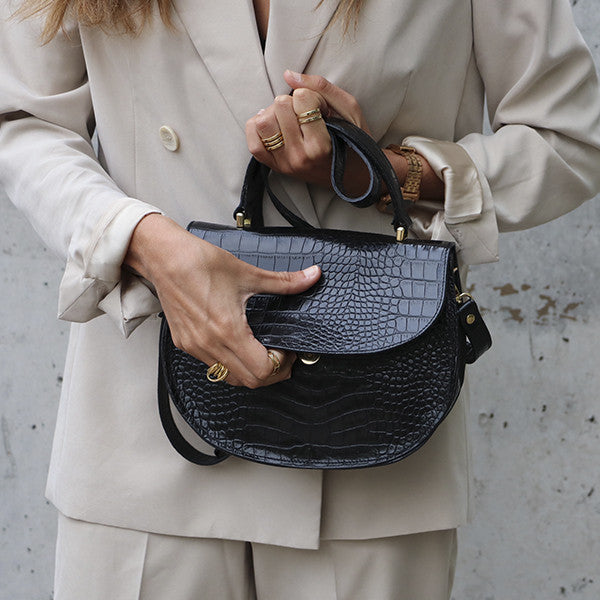 Otilia black shoulder bag