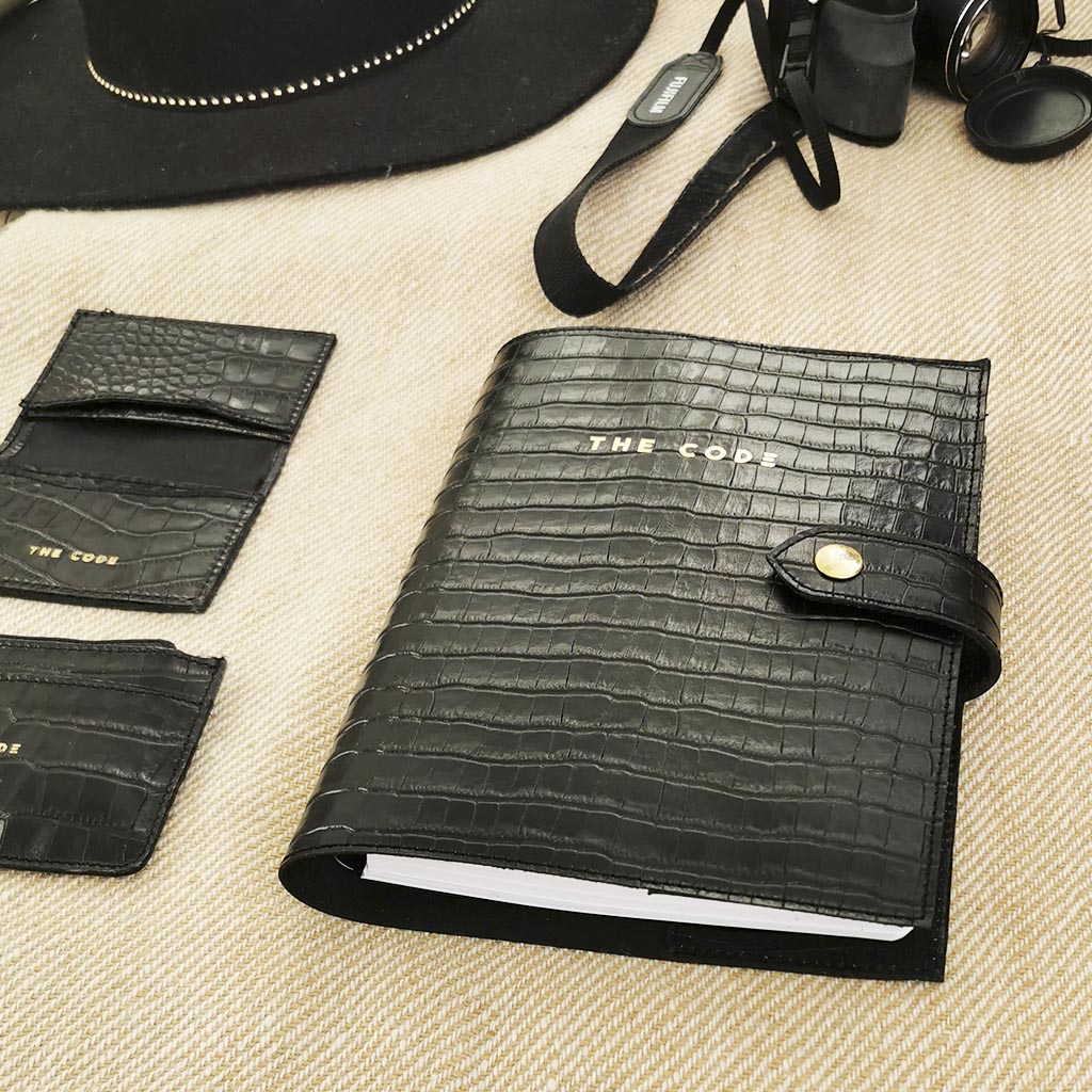 Agenda con funda de piel negro