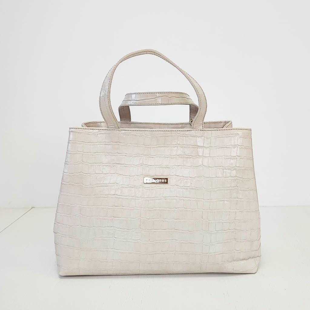 Shopper Patricia Black