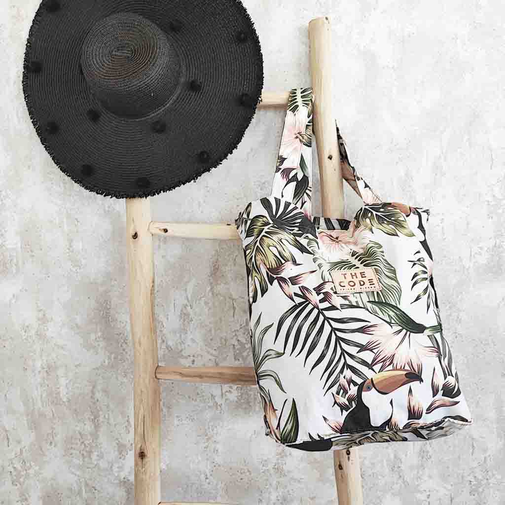 Colibri Feather Pouch